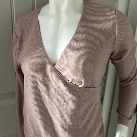 Women’s Maternity Top - Picture 2 of 3